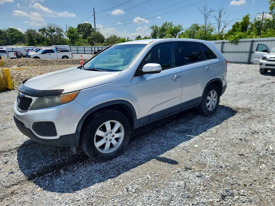 2011 Kia Sorento VIN 5XYKT3A19BG177345 COPART salvage auction — NORMAL WEAR, Mt - Certificate Of Title, sold $925 on 2026-07-28 (photo 1)