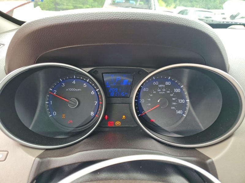 2010 Hyundai Tucson VIN KM8JUCAC7AU056610 COPART salvage auction — FRONT END, Ma - Cert Of Title-Reconstrctd Coll, sold $850 on 2026-07-08 (photo 9)