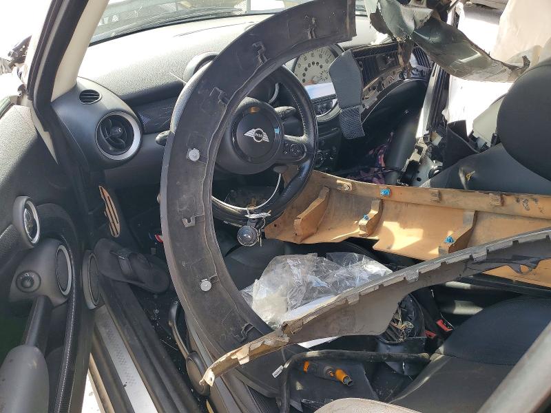 2012 Mini VIN WMWSV3C58CT385519 COPART salvage auction — ALL OVER, CA - SALVAGE CERTIFICATE, sold $300 on 2026-07-17 (photo 8)