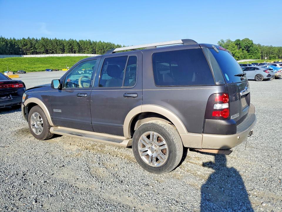 2007 Ford Explorer VIN 1FMEU74E27UA63074 COPART salvage auction — FRONT END, Nc - Salvage Certificate Of Title, sold $400 on 2026-08-29 (photo 2)