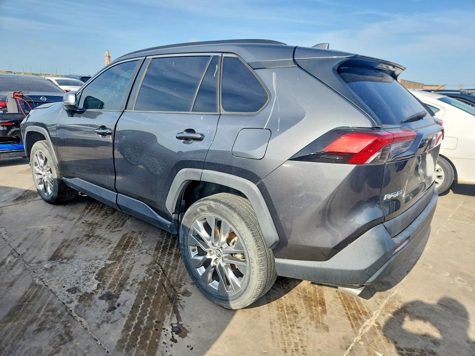 2021 Toyota Rav 4 VIN 2T3C1RFV1MC102007 COPART salvage auction — FRONT END, Tx - Salvage Vehicle Title, sold $9,300 on 2026-07-09 (photo 2)