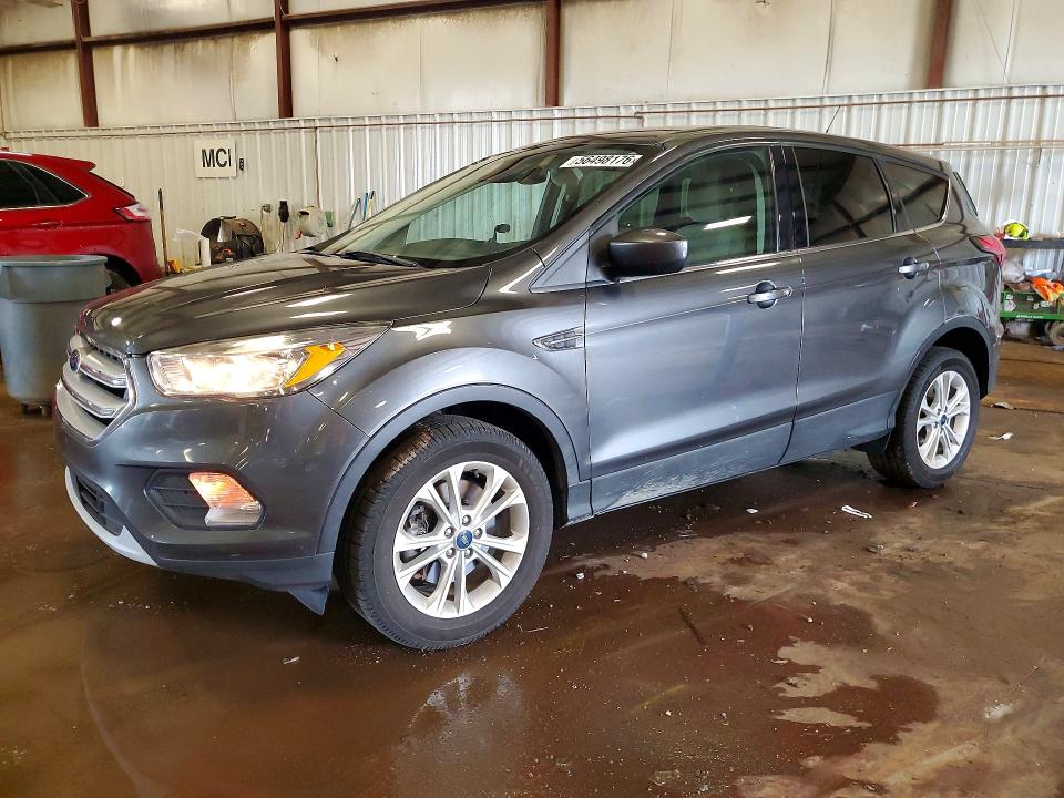 2019 Ford Escape VIN 1FMCU9GDXKUC06822 COPART salvage auction — MINOR DENT/SCRATCHES, Mi - Certificate Of Title, sold $1,550 on 2026-07-02 (photo 1)