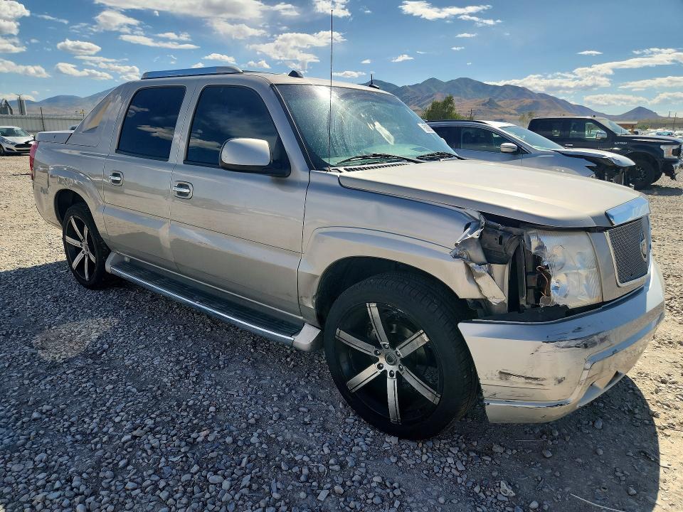 2004 Cadillac Escalade VIN 3GYEK62N64G119128 COPART salvage auction — MECHANICAL, Ut - Salvage Certificate, sold $350 on 2026-07-17 (photo 4)