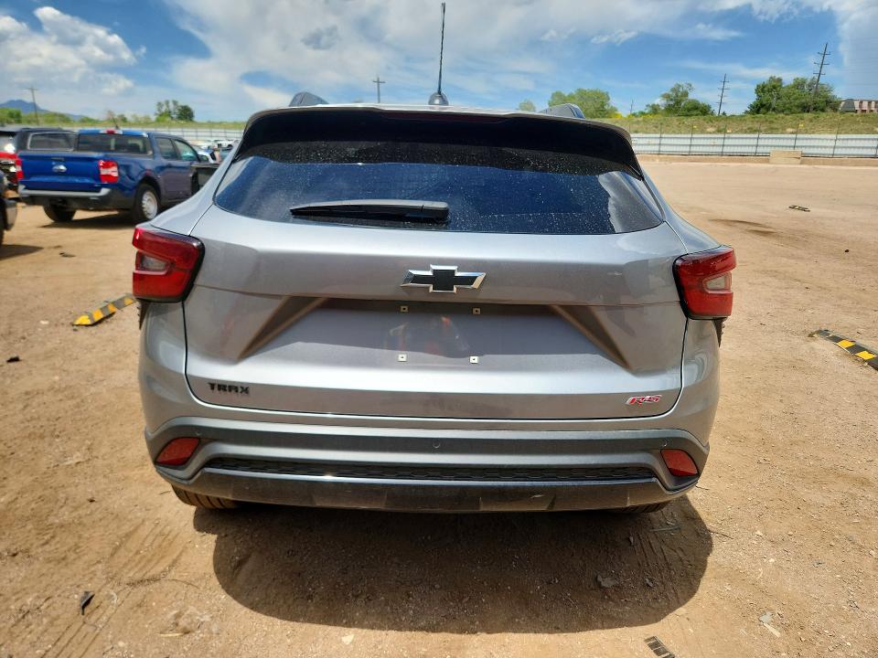 2025 Chevrolet Trax VIN KL77LJEP7SC161266 COPART salvage auction — FRONT END, Co - Salvage Title, sold $8,000 on 2026-07-06 (photo 6)