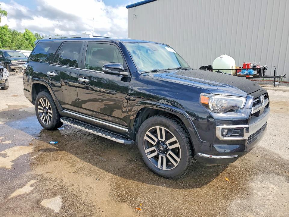 2022 Toyota 4runner VIN JTEKU5JR8N6046201 COPART salvage auction — WATER/FLOOD, Sc - Cert Of Title-Salvage Water, sold $27,000 on 2026-07-06 (photo 4)
