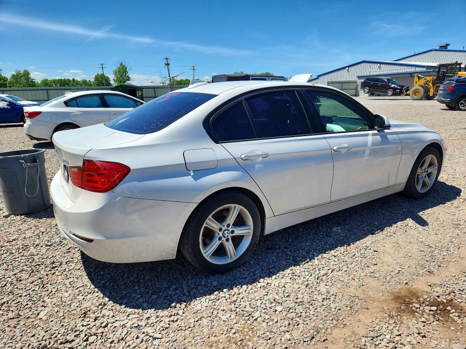 2015 BMW 3er VIN WBA3B1C50FP831533 COPART salvage auction — FRONT END, Ny - Mv-907A Salvage Certificate, sold $1,300 on 2026-07-13 (photo 3)