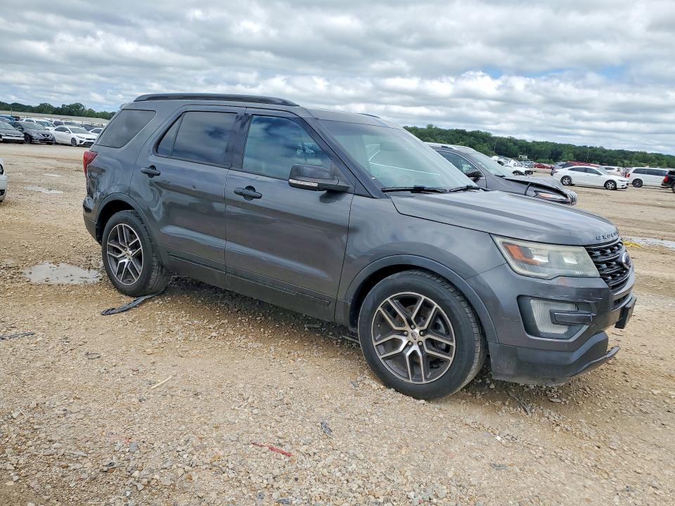 2016 Ford VIN 1FM5K8GTXGGC25277 COPART salvage auction — MINOR DENT/SCRATCHES, Va - Dealer Only Clean Title, sold $2,700 on 2026-07-02 (photo 4)
