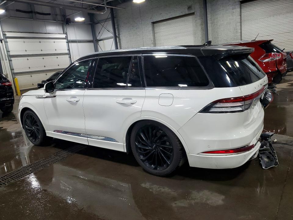 2022 Lincoln Aviator VIN 5LM5J7XC7NGL02792 COPART salvage auction — REAR END, MN - CERT OF TITLE-SALVAGE, sold $7,000 on 2026-07-28 (photo 2)