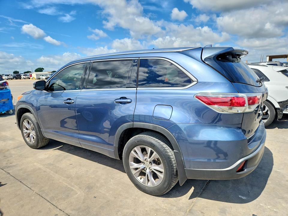 2014 Toyota Highlander VIN 5TDKKRFH3ES037715 COPART salvage auction — SIDE, Tx - Certificate Of Title, sold $9,000 on 2026-07-16 (photo 2)
