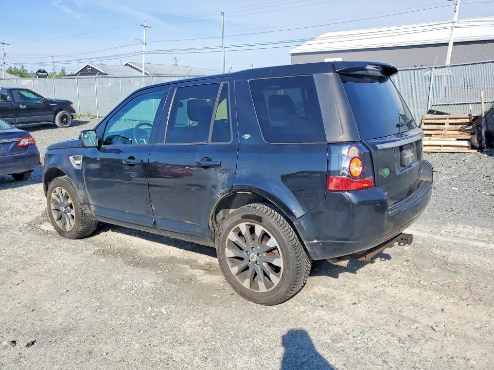 2013 Land rover Lr2 VIN SALFR2BGXDH333781 COPART salvage auction — MINOR DENT/SCRATCHES, Ns - Cert Of Registration, sold $425 on 2026-07-23 (photo 2)