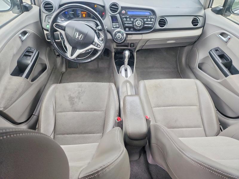 2013 Honda Insight VIN JHMZE2H76DS001975 COPART salvage auction — FRONT END, MA - CERT OF TITLE-RECONSTRCTD COLL, sold $425 on 2026-07-02 (photo 8)