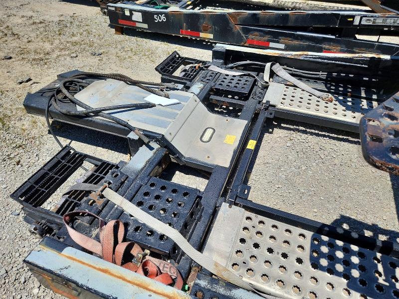 2014 Cottrell Uk VIN 5E0AA1443EG521703 COPART salvage auction — MINOR DENT/SCRATCHES, KY - CERTIFICATE OF TITLE (P), sold $10,000 on 2026-07-28 (photo 7)