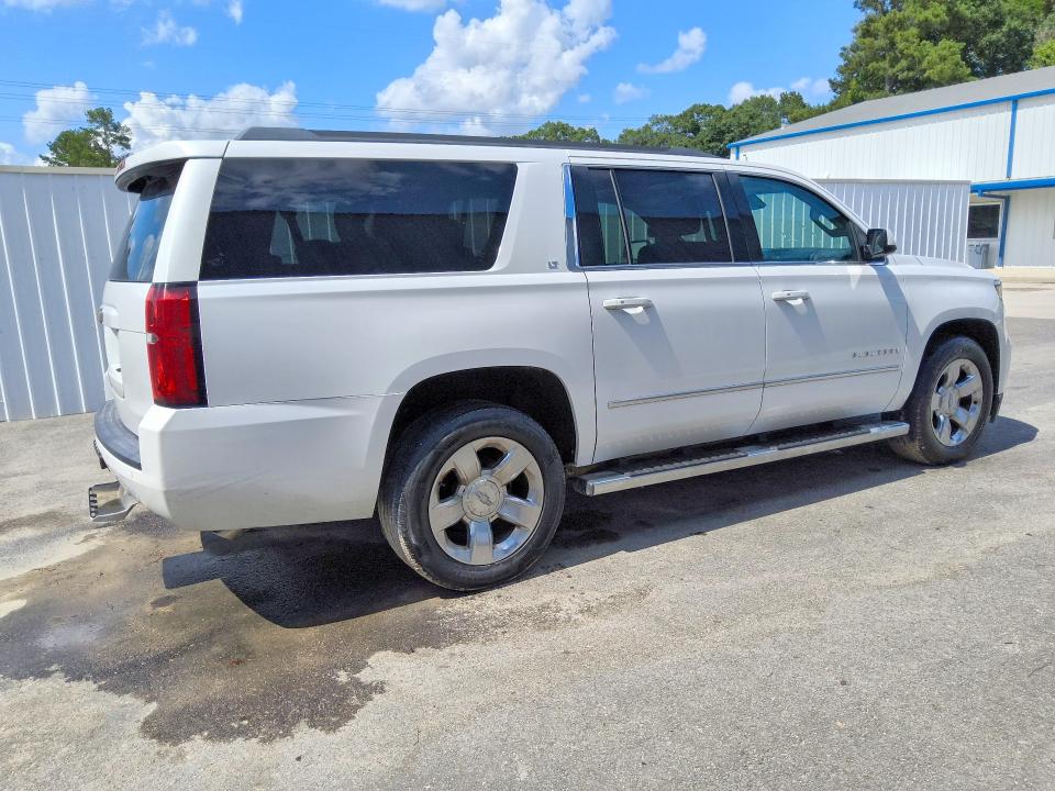 2016 Chevrolet Suburban VIN 1GNSCHKC1GR454227 COPART salvage auction — MECHANICAL, La - Certificate Of Title, sold $7,700 on 2026-07-28 (photo 3)