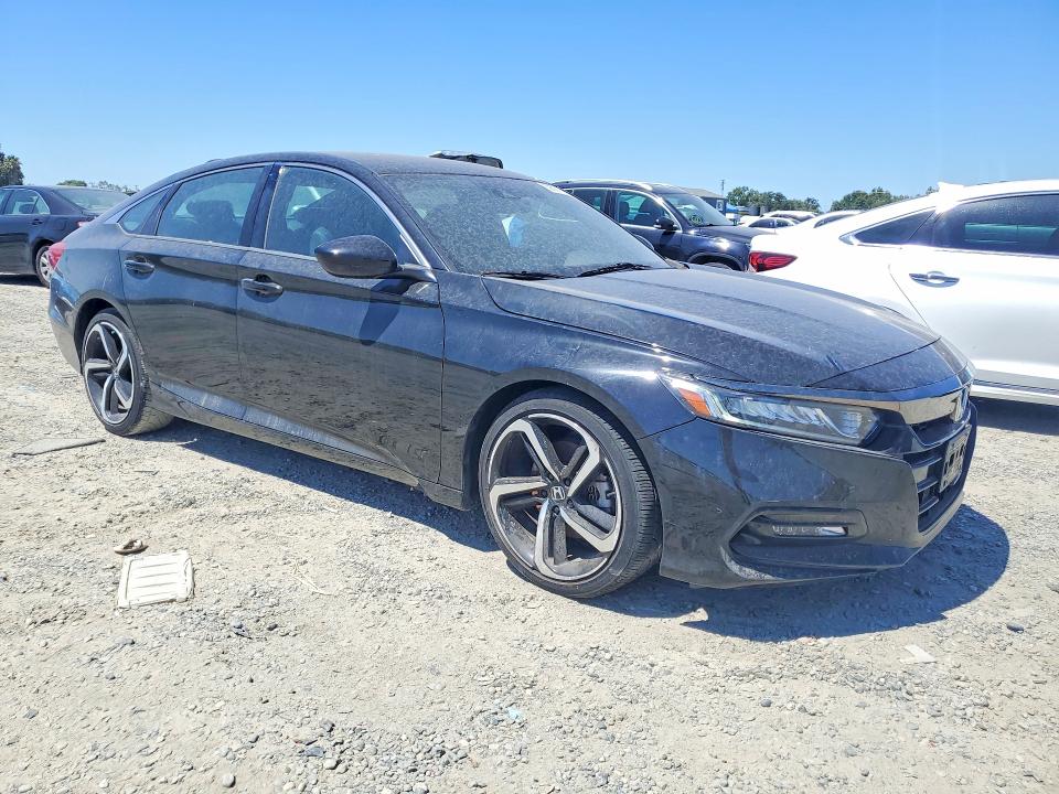 2018 Honda Accord VIN 1HGCV1F34JA267757 COPART salvage auction — VANDALISM, Ca - Salvage Certificate, sold $9,200 on 2026-07-30 (photo 4)