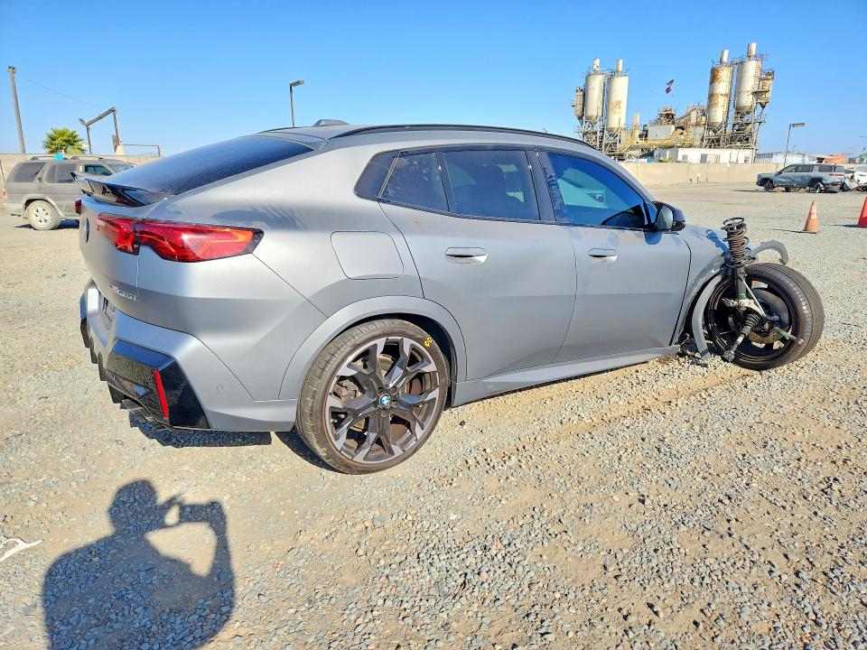 2024 BMW X2 VIN WBX83GM02R5Z09065 COPART salvage auction — FRONT END, Ca - Salvage Certificate, sold $22,900 on 2026-07-31 (photo 3)