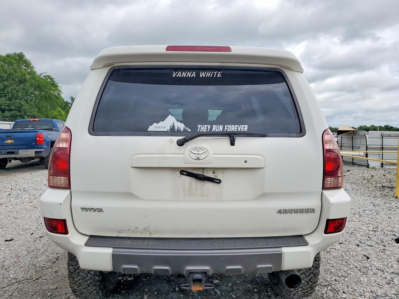 2004 Toyota 4Runner VIN JTEBU14R340055202 COPART salvage auction — Hail, AR - CERT OF TITLE-PARTS ONLY, sold $3,000 on 2026-07-01 (photo 6)