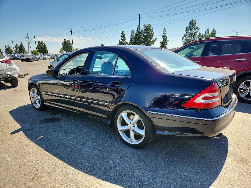 2005 Mercedes-benz C-klasse VIN WDBRF40J15F682475 COPART salvage auction — FRONT END, Ca - Salvage Certificate, sold $450 on 2026-07-16 (photo 2)