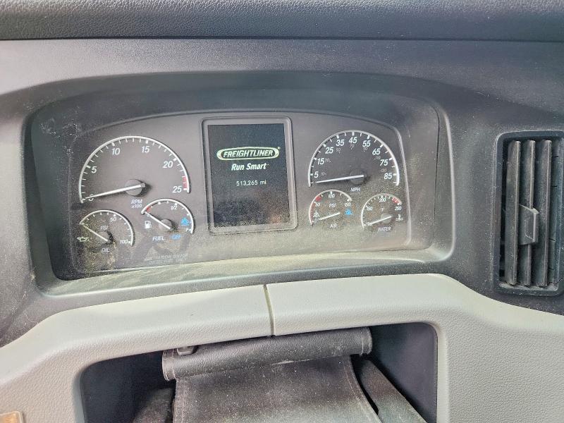 2022 Freightliner Cascadia 126 VIN 3AKJHHDRXNSMH5609 COPART salvage auction — WATER/FLOOD, KS - CERT OF TITLE-SALVAGE, sold $9,200 on 2026-07-16 (photo 8)