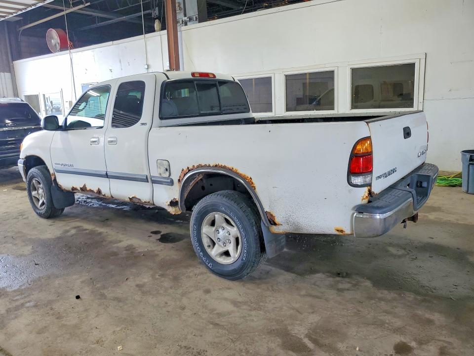 2000 Toyota Tundra VIN 5TBBT441XYS088440 COPART salvage auction — MECHANICAL, Mn - Non Public Clean Title, sold $550 on 2026-07-21 (photo 2)