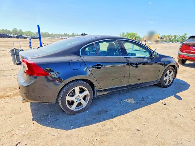2013 Volvo S60 VIN YV1612FS9D2186749 COPART salvage auction — REAR END, Va - Certificate Of Title, sold $400 on 2026-07-29 (photo 3)