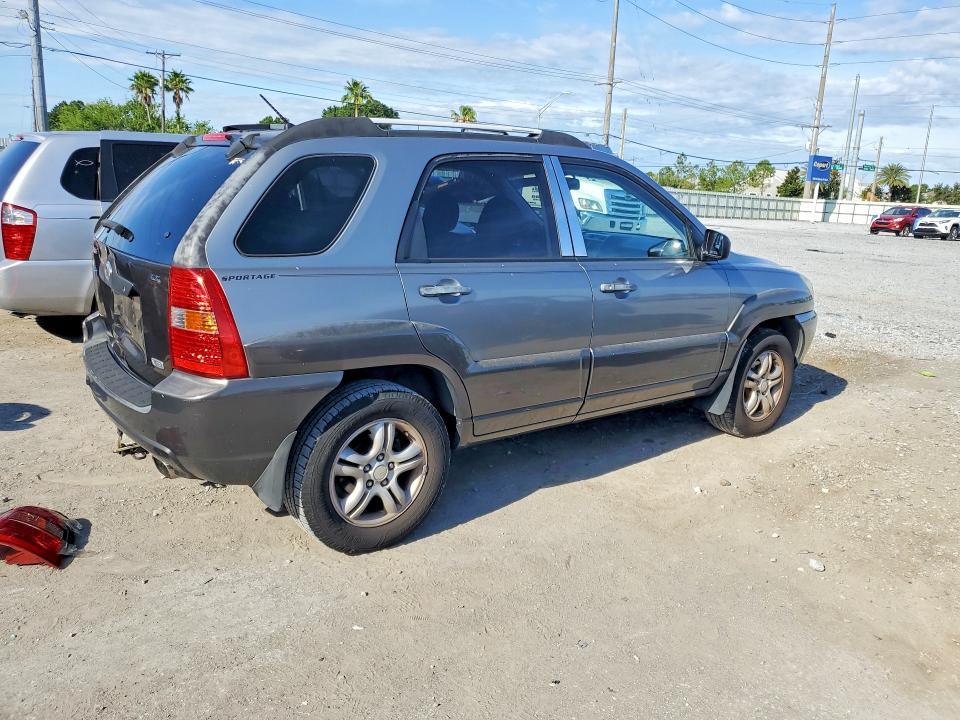 2006 Kia Sportage VIN KNDJF723867289924 COPART salvage auction — REAR END, FL - CERT OF TITLE SLVG REBUILDABLE, sold $900 on 2026-07-17 (photo 3)