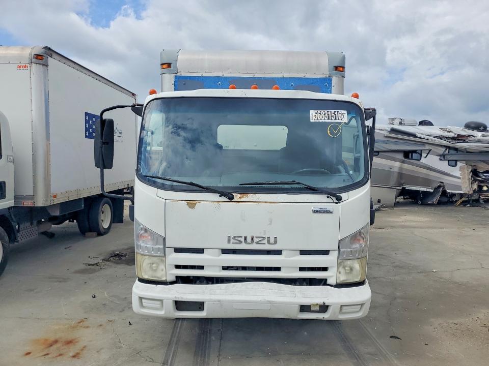 2011 Isuzu Npr hd VIN JALB4W174B7401930 COPART salvage auction — MINOR DENT/SCRATCHES, Nc - Dealer Only Clean Title, sold $675 on 2026-07-14 (photo 5)