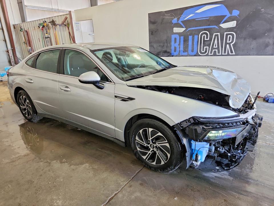 2026 Hyundai Sonata hybrid VIN KMHL24JJ1TA161943 COPART salvage auction — FRONT END, Mn - Certificate Of Title, sold $6,500 on 2026-07-08 (photo 4)