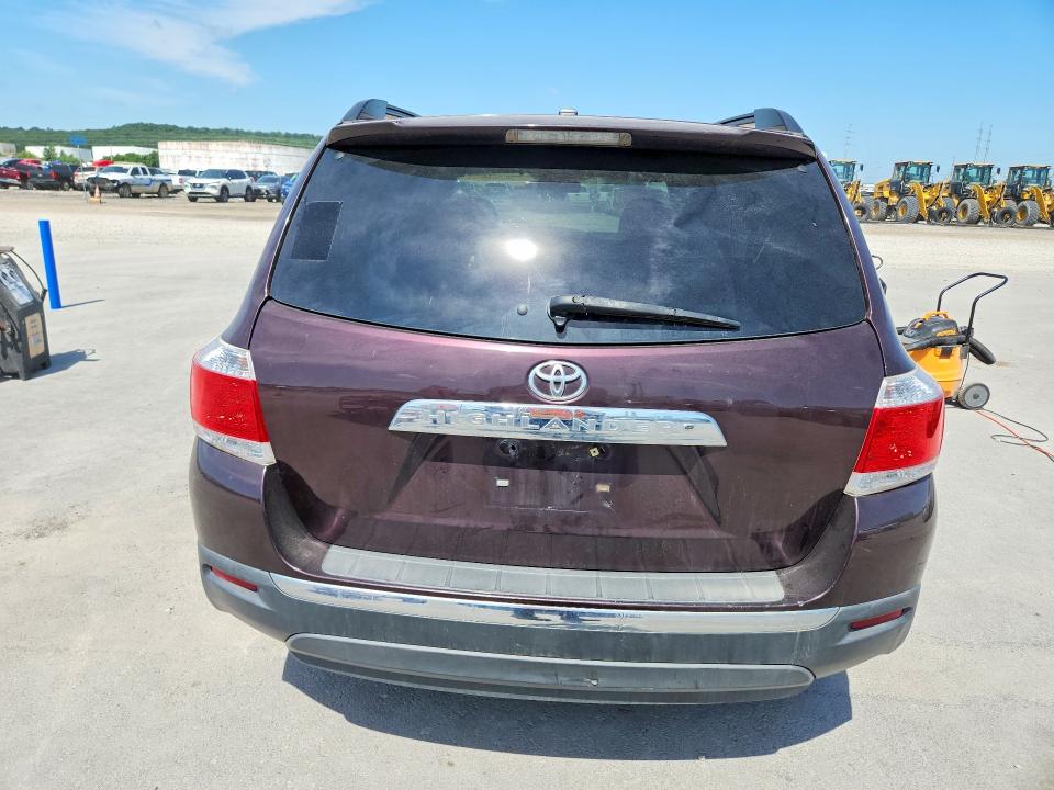 2011 Toyota Highlander VIN 5TDZK3EH7BS036463 COPART salvage auction — MECHANICAL, OK - CERTIFICATE OF TITLE (P), sold $5,200 on 2026-07-29 (photo 6)