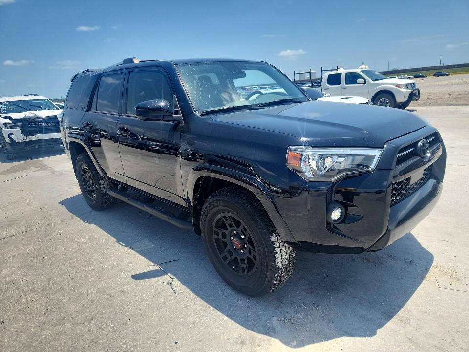 2023 Toyota 4runner VIN JTEEU5JR3P5291574 COPART salvage auction — ROOF, LA - CERT OF TITLE-SALVAGE, sold $16,300 on 2026-07-29 (photo 4)