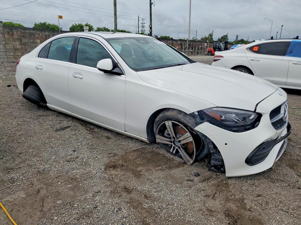 2025 Mercedes-benz C class VIN W1KAF4GB1SR249087 COPART salvage auction — UNDERCARRIAGE, Fl - Certificate Of Destruction, sold $20,800 on 2026-07-13 (photo 4)