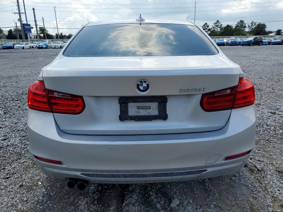 2014 BMW 3er VIN WBA3A5C53EJ464249 COPART salvage auction — FRONT END, Fl - Cert Of Title Slvg Rebuildable, sold $10 on 2026-07-28 (photo 6)
