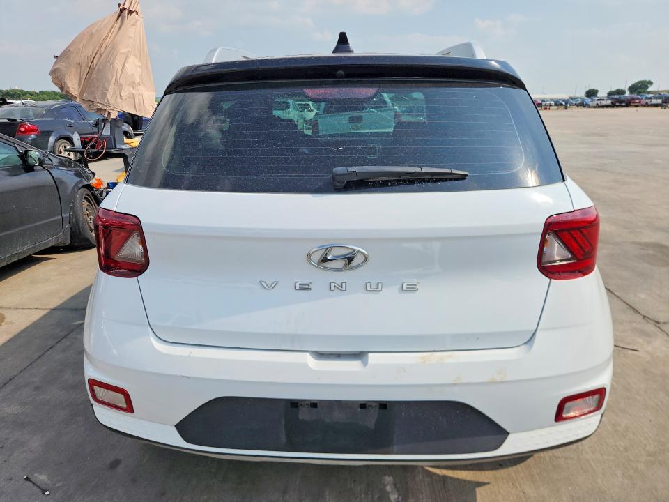 2022 Hyundai VIN KMHRC8A37NU133968 COPART salvage auction — FRONT END, Tx - Salvage Vehicle Title, sold $1,350 on 2026-07-30 (photo 6)
