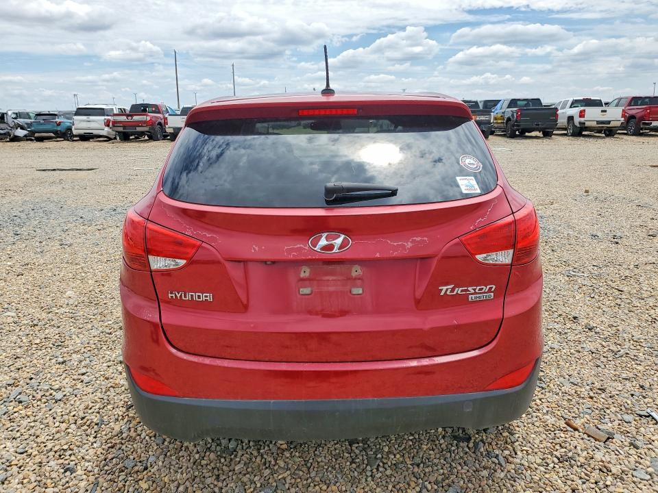 2012 Hyundai VIN KM8JU3AC8CU489761 COPART salvage auction — REAR END, Tx - Salvage Vehicle Title, sold $1,400 on 2026-07-07 (photo 6)