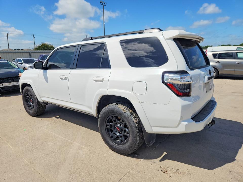 2014 Toyota 4runner VIN JTEZU5JR5E5079774 COPART salvage auction — FRONT END, Tx - Salvage Vehicle Title, sold $8,200 on 2026-07-09 (photo 2)