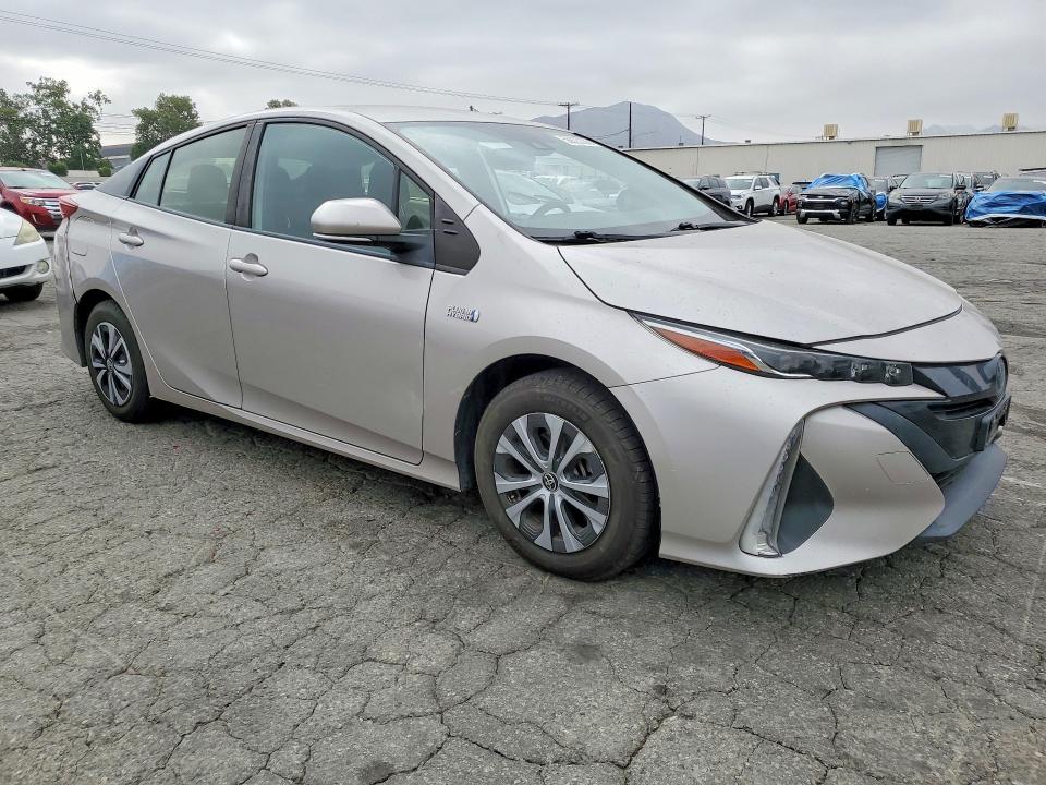 2021 Toyota Prius VIN JTDKAMFP4M3177690 COPART salvage auction — SIDE, CA - SALVAGE CERTIFICATE, sold $7,000 on 2026-07-16 (photo 4)