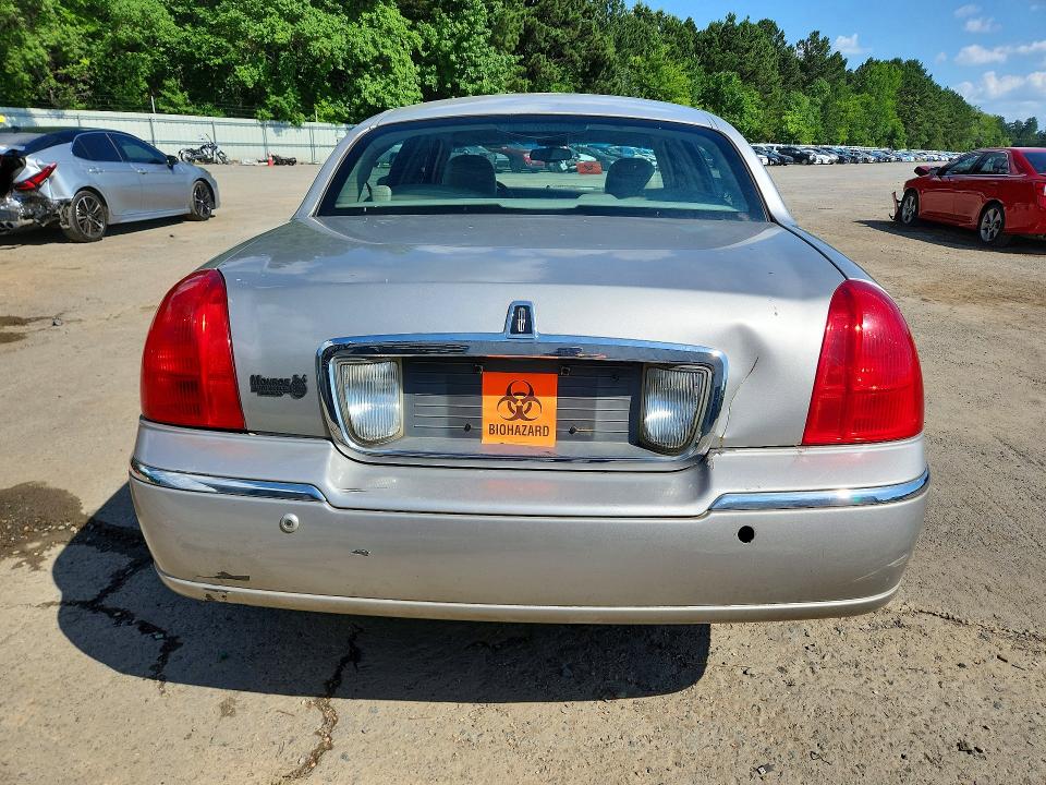 2003 Lincoln TOWN CAR VIN 1LNHM83W23Y632537 COPART salvage auction — FRONT END, La - Cert Of Title-Salvage, sold $375 on 2026-07-09 (photo 6)