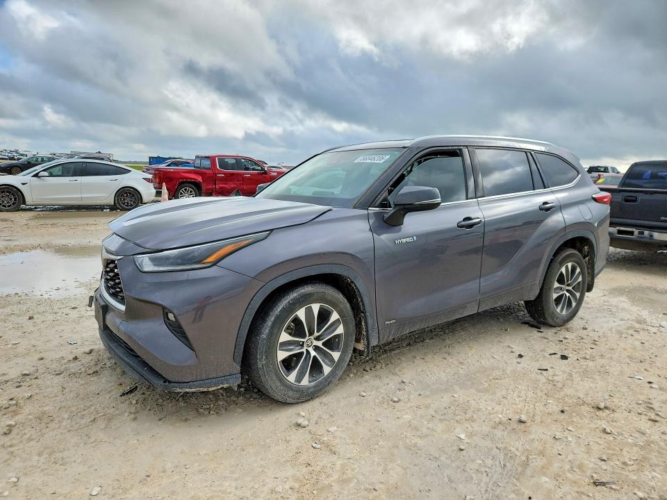 2021 Toyota Highlander VIN 5TDGBRCH6MS046708 — COPART salvage auction photo