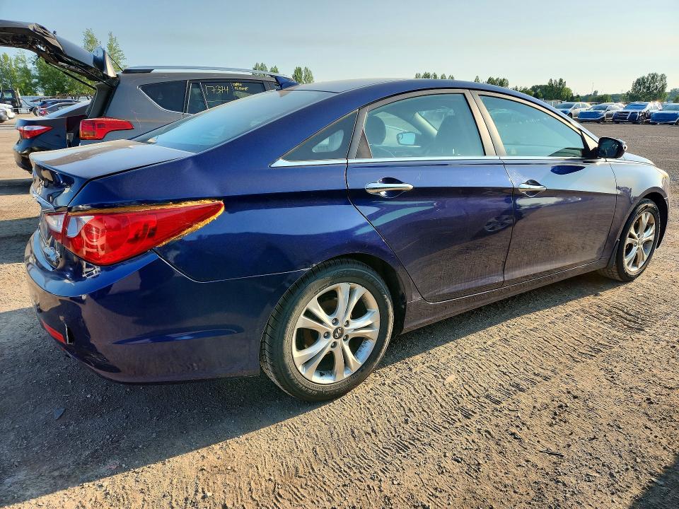 2013 Hyundai Sonata VIN 5NPEC4AC2DH619186 COPART salvage auction — REAR END, ON - PERMIT NO BRAND - UNFIT, sold $1,400 on 2026-07-14 (photo 3)