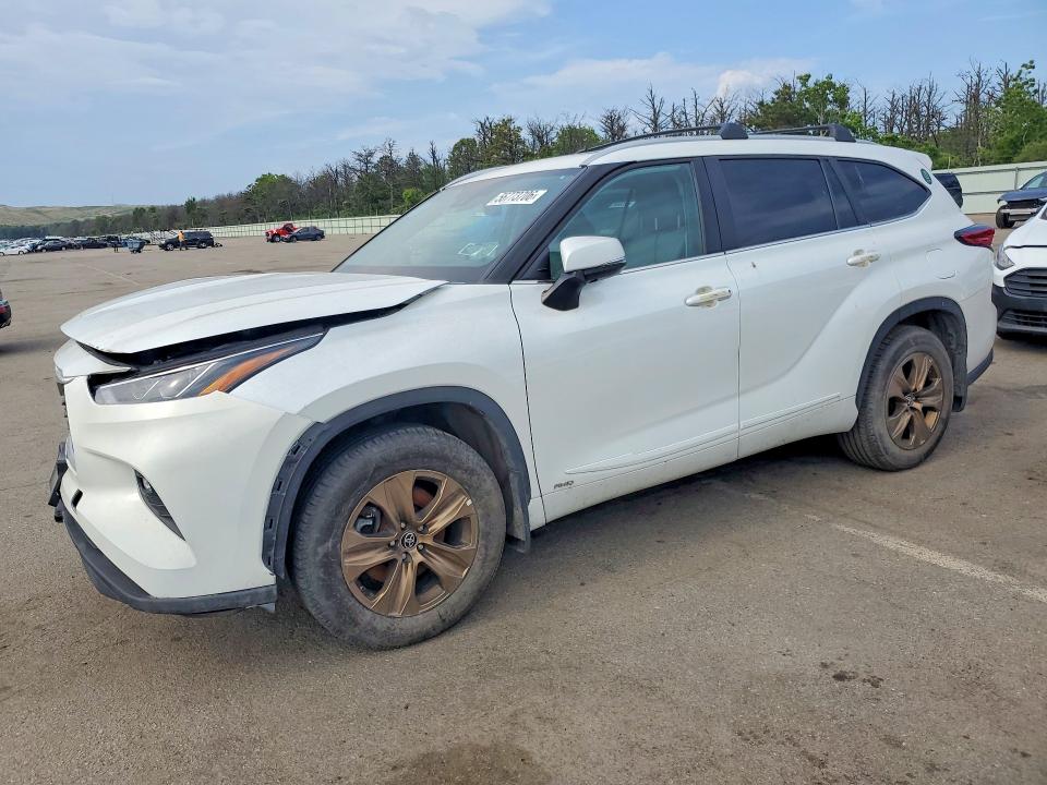 2023 Toyota Highlander VIN 5TDABRCH8PS562823 COPART salvage auction — FRONT END, Ny - Mv-907A Salvage Certificate, sold $13,400 on 2026-07-20 (photo 1)