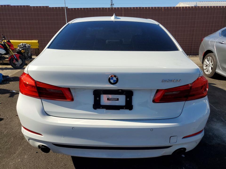 2018 BMW 5er VIN WBAJA5C59JWA36564 COPART salvage auction — MINOR DENT/SCRATCHES, Nv - Certificate Of Title (P), sold $10,100 on 2026-07-27 (photo 6)