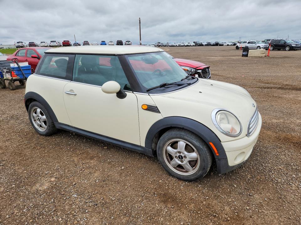 2009 Mini Cooper VIN WMWMF33529TU74906 COPART salvage auction — FRONT END, Ab - Bos - Salvage, sold $550 on 2026-08-04 (photo 4)
