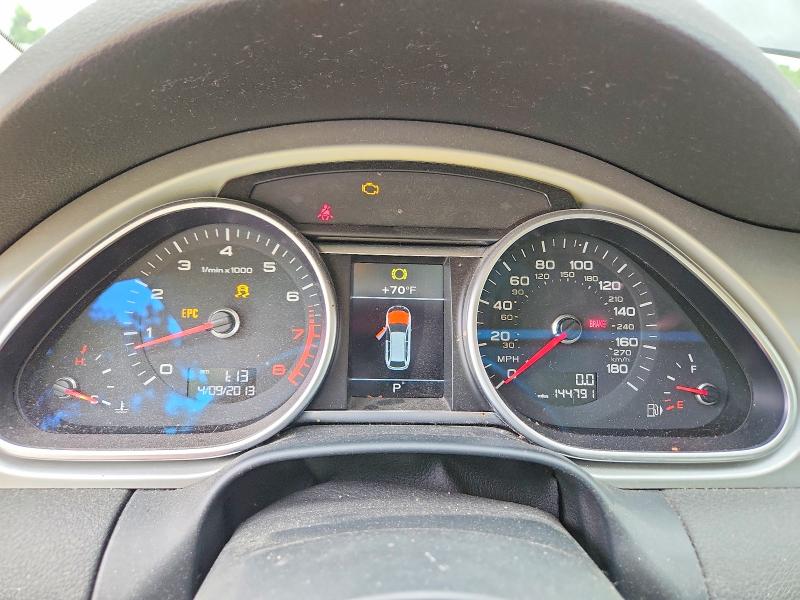 2015 Audi Q7 VIN WA1LGAFE1FD001221 COPART salvage auction — MECHANICAL, IL - CERTIFICATE OF TITLE, sold $1,600 on 2026-07-31 (photo 9)