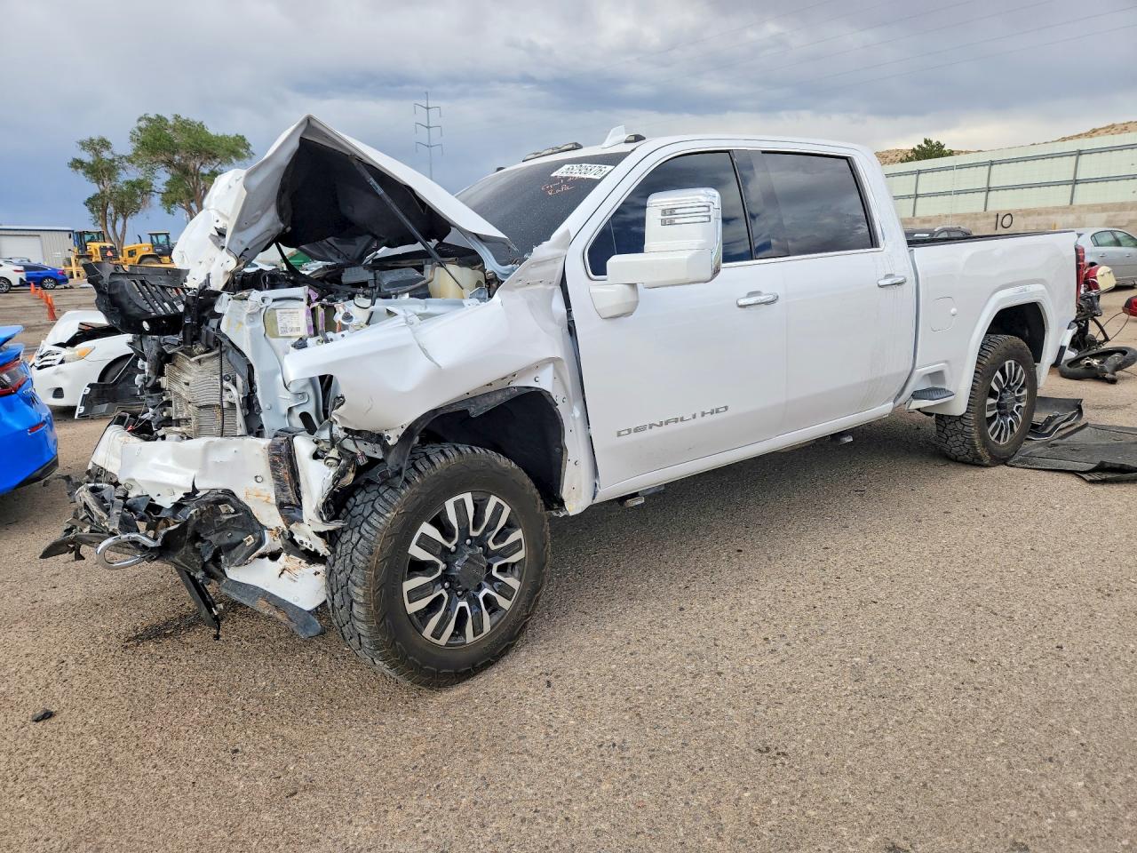 2024 GMC Sierra 2500 HD VIN 1GT49XEY6RF131166 — COPART salvage auction photo