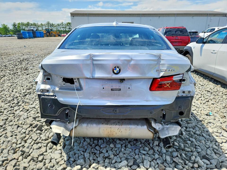 2018 BMW 5er VIN WBAJB1C57JB374393 COPART salvage auction — REAR END, Nj - Cert Of Title-Salvage, sold $7,700 on 2026-08-03 (photo 6)