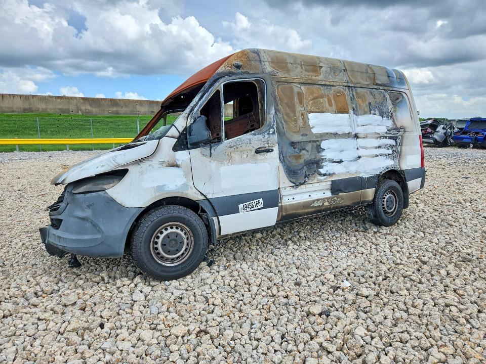 2021 Mercedes-benz Sprinter VIN W1Y4DBHY6MT078827 COPART salvage auction — BURN, LA - CERT OF TITLE-SALVAGE, sold $1,200 on 2026-07-29 (photo 1)