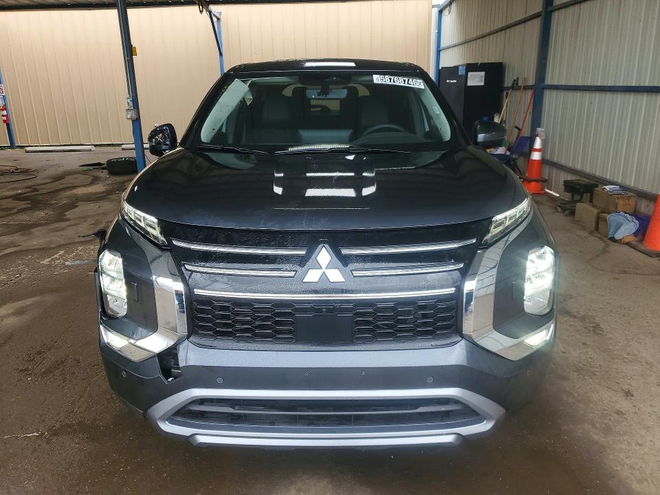 2025 Mitsubishi Outlander VIN JA4J4VA80SZ058595 COPART salvage auction — SIDE, Co - Salvage Title, sold $550 on 2026-07-22 (photo 5)