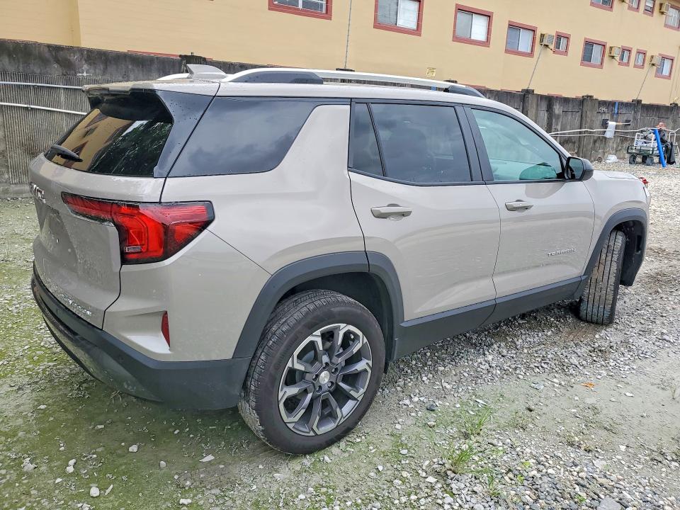 2026 Gmc Terrain VIN 3GKALMEGXTL455829 COPART salvage auction — SIDE, Fl - Cert Of Title Slvg Rebuildable, sold $400 on 2026-07-31 (photo 3)