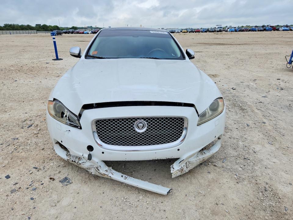 2012 Jaguar VIN SAJWA2GB9CLV28974 COPART salvage auction — FRONT END, Tx - Salvage Vehicle Title, sold $350 on 2026-07-23 (photo 5)