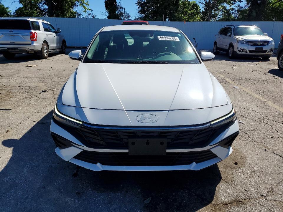 2025 Hyundai Elantra VIN KMHLL4DG7SU872220 COPART salvage auction — REAR END, Mo - Salvage Certificate Of Title, sold $7,100 on 2026-07-02 (photo 5)