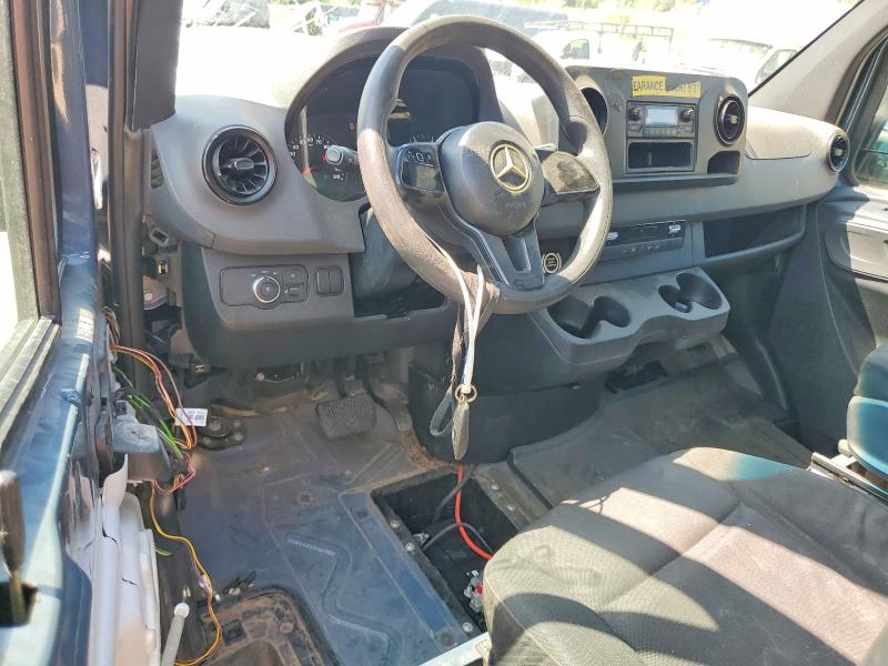 2019 Mercedes-benz Sprinter VIN WD4PF1CD7KP129516 COPART salvage auction — ALL OVER, GA - CERTIFICATE OF TITLE, sold $8,300 on 2026-07-28 (photo 8)